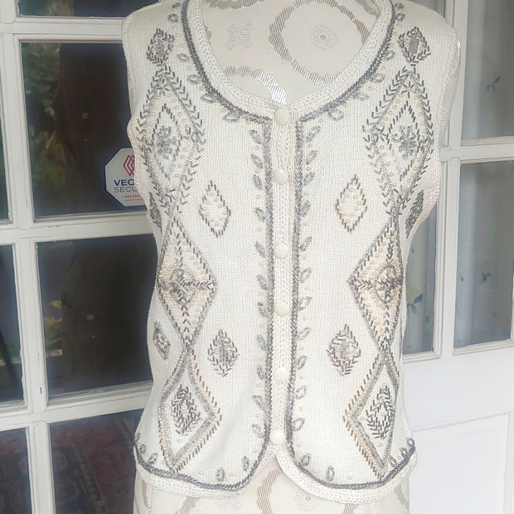 Vintage Worthington Beaded Sweater Vest size Small